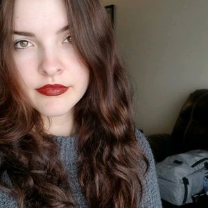 Meet your Posher, Lexi